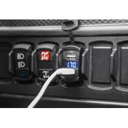 SuperATV 12 V UTV Voltmeter and Dual USB Charger SuperATV 12 V UTV Voltmeter and Dual USB Charger